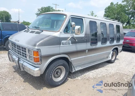 1983 Dodge Ram Van z USA, uszkodzony, nr VIN 2B61B23T9DK365865